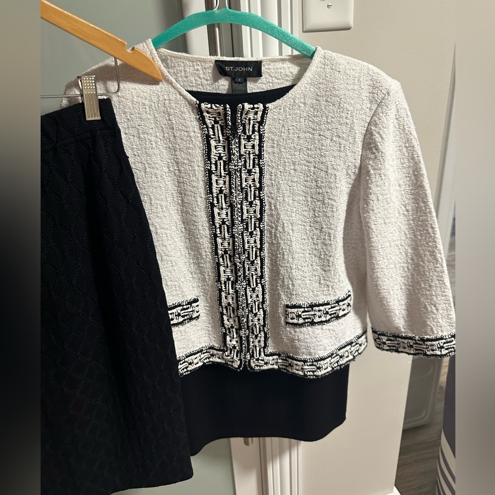 Stunning Crochet 3 Piece St. john Skirt Suit Size 4-8